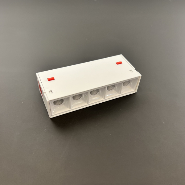 Светильник LINER S39 SMART DIM 10W 5х2W OSRAM 36° CRI90 3000K | White L138x34x58mm 220V